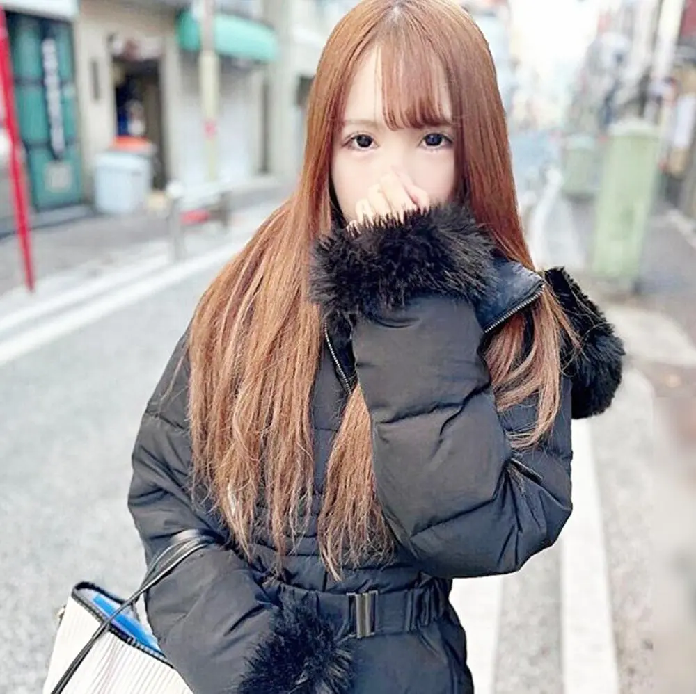 FC2-PPV-4633282 - 50% OFF! I approached a slender beauty who works as a beauty consultant** on the street and took her straight to a hotel♡ She made her sports-toned abs twitch as she moaned "Ahh, ahh♡" under the hard poun