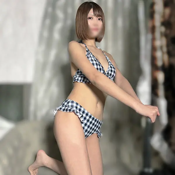 FC2-PPV-4381833 - [#118 *Private post—I’m prepared for my identity to be revealed] I waited outside for a gravure idol after her photo shoot, and the sense of transgression from the creampie during the nighttime shoot was