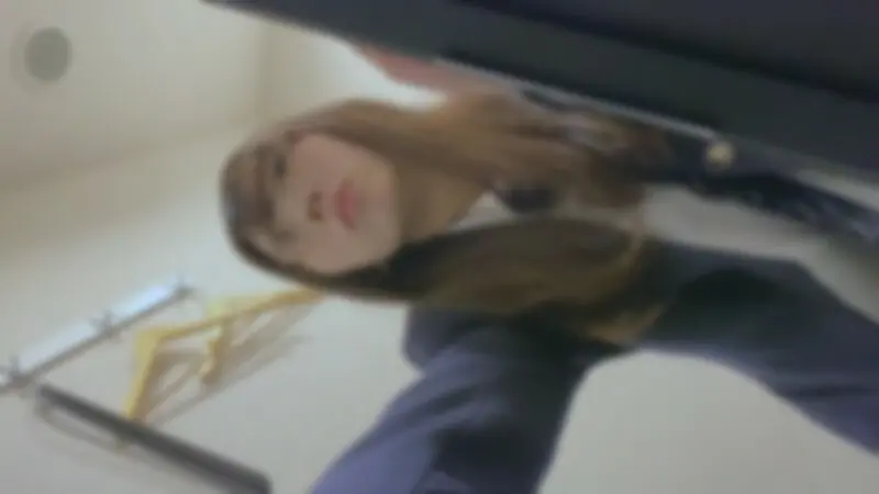 FC2-PPV-4436983 - A slender, petite-chested beauty. Sneaking around while hanging out at an internet cafe…
