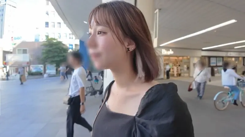 FC2-PPV-4768553 - 990 points until the 14th!! [New] F-cup (MARCH) beauty: "My salary at the izakaya isn't enough..." Applies for high-paying part-time job to pay for tuition