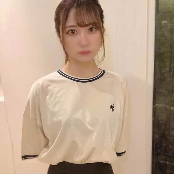 FC2-PPV-3690078 - [#98-2] Sex with an incredibly gorgeous aspiring model. I got super turned on by her ponytail!! I begged her to let me cum inside her repeatedly, and I came a ton. ♡Tsundere♡